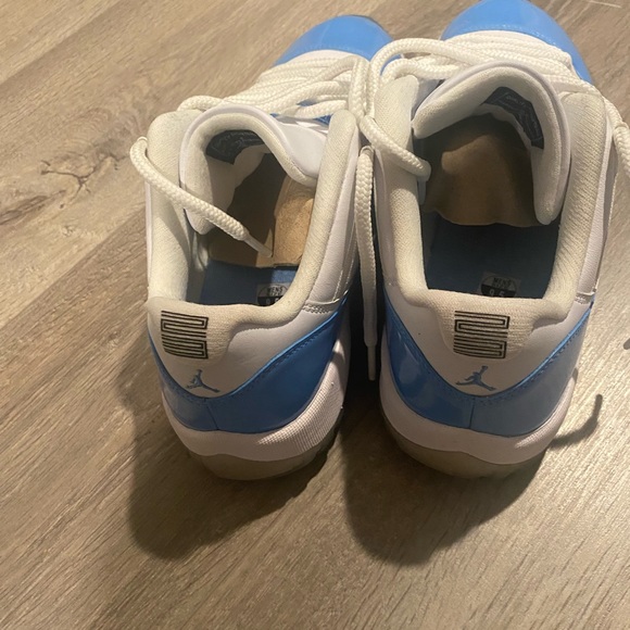 Jordan 11 Retro Low University Blues main image 5